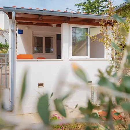 Luka Apartman