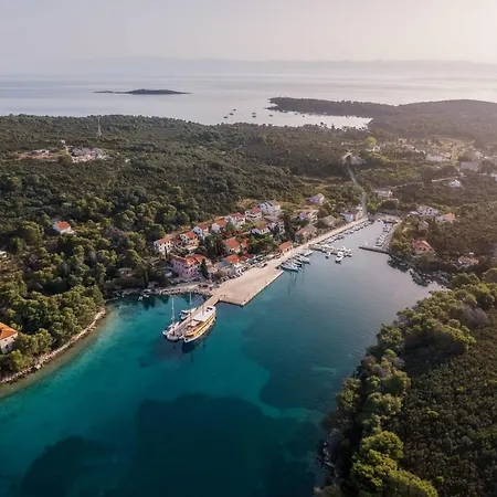 Apartman Luka Molat